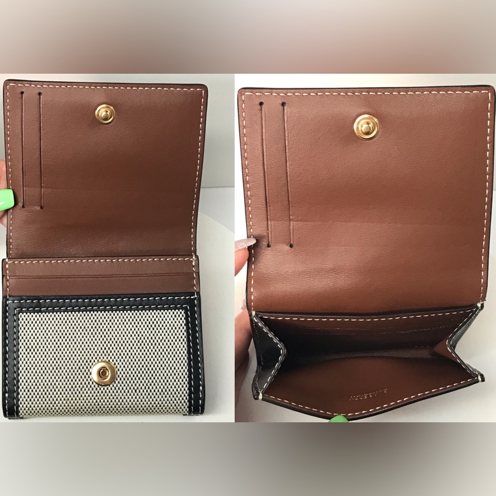 Burberry Luna Horseferry Print Canvas/Leather Bifold Wallet 😍🤍🔥 - Picture 14 of 17